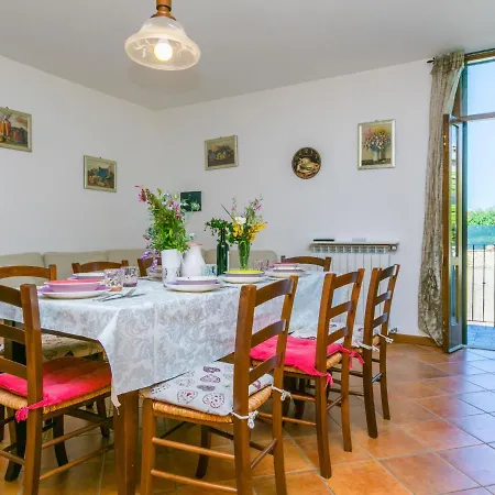 Metallo By Interhome